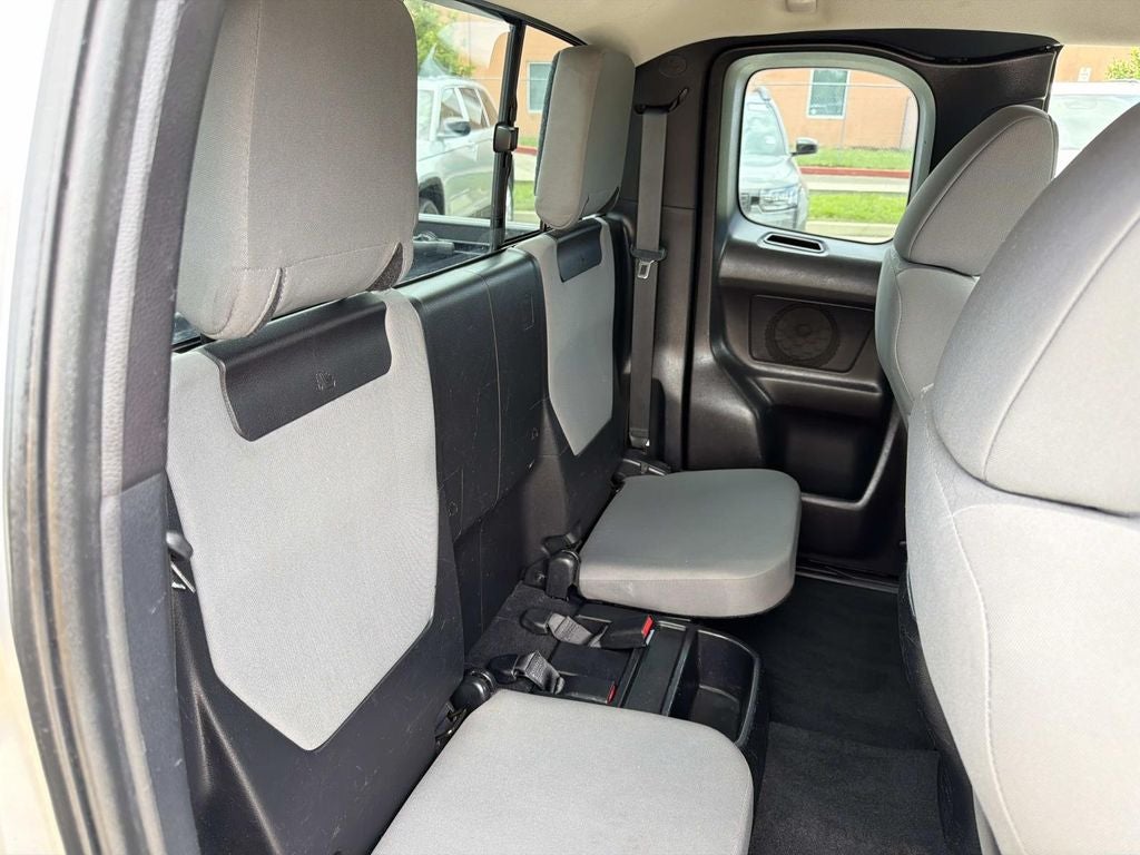 2018 Toyota Tacoma SR