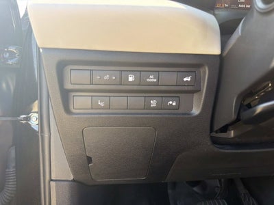2024 Mitsubishi Outlander PHEV SEL
