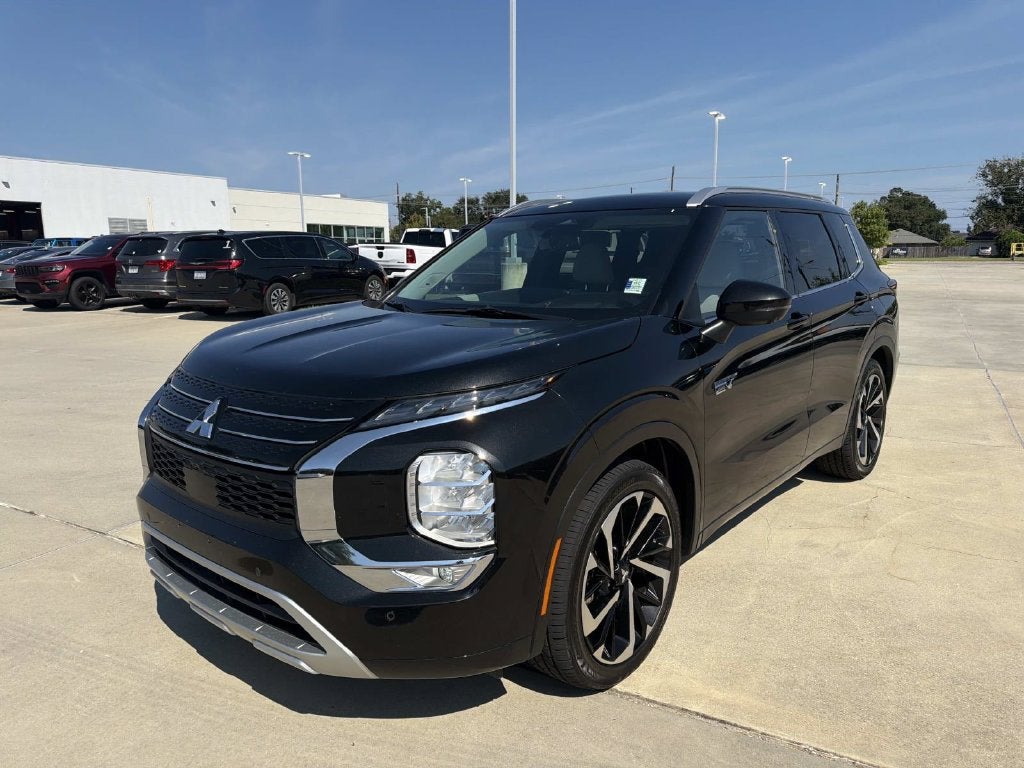 2024 Mitsubishi Outlander PHEV SEL