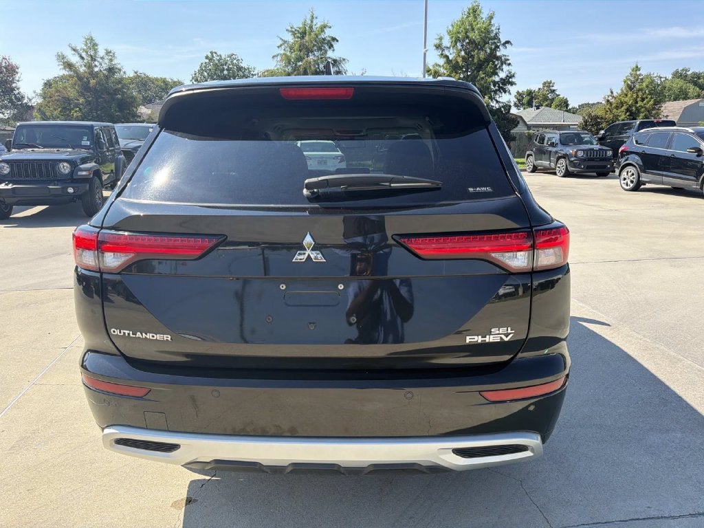 2024 Mitsubishi Outlander PHEV SEL