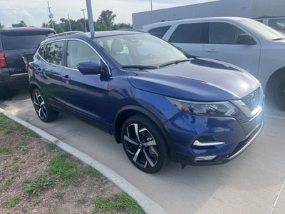 2022 Nissan Rogue Sport SL