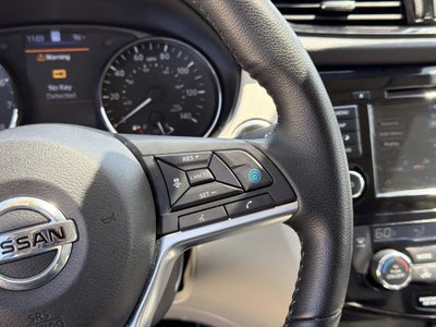 2022 Nissan Rogue Sport SL FWD Xtronic CVT