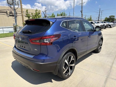 2022 Nissan Rogue Sport SL FWD Xtronic CVT