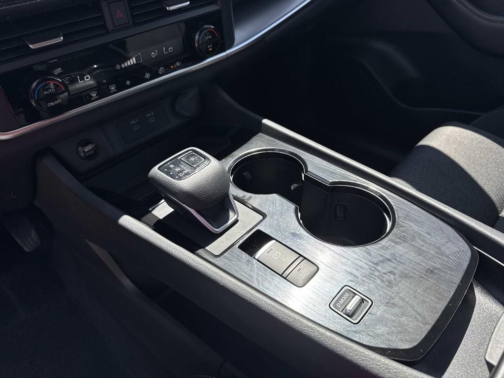 2024 Nissan Rogue SV FWD