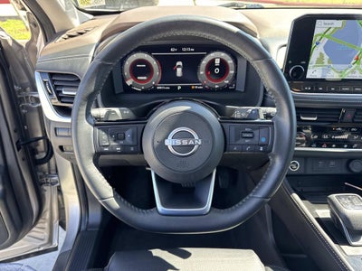 2022 Nissan Rogue Platinum FWD