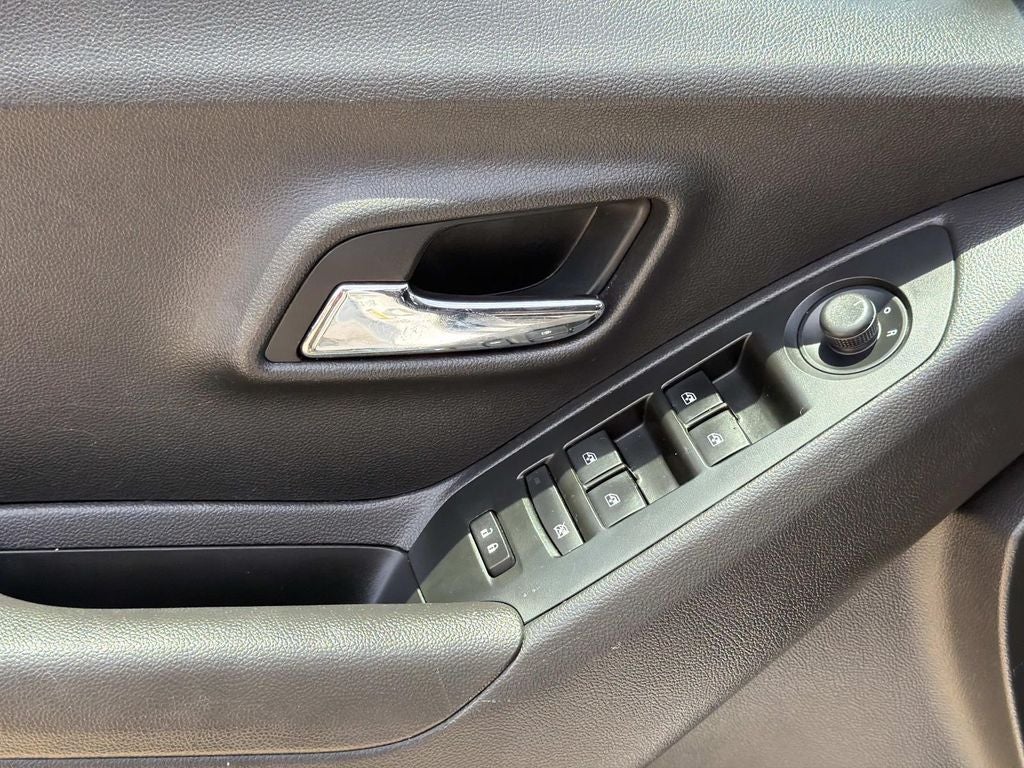 2020 Chevrolet Trax FWD LT