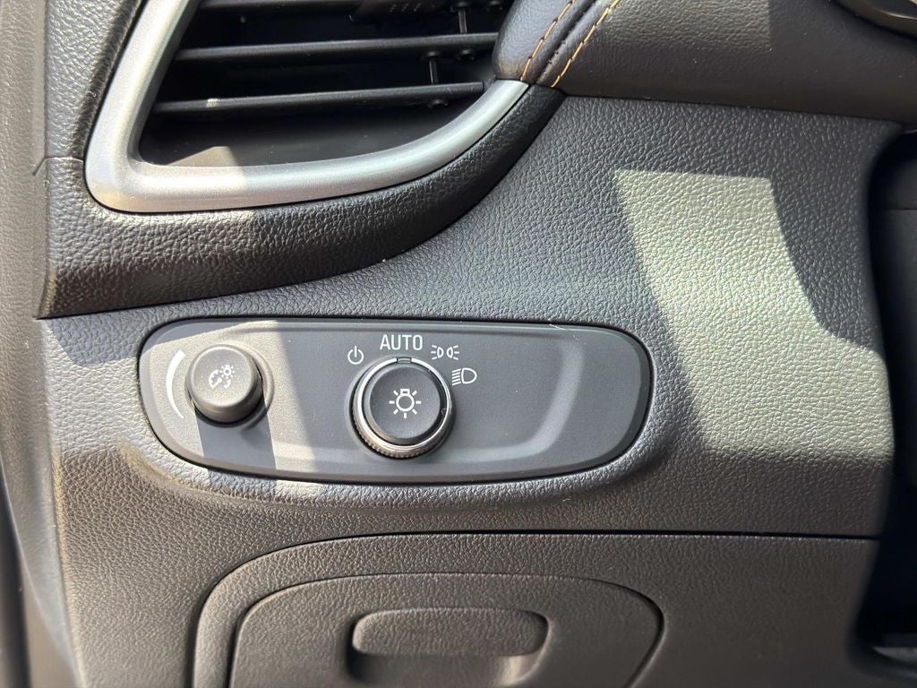 2020 Chevrolet Trax FWD LT