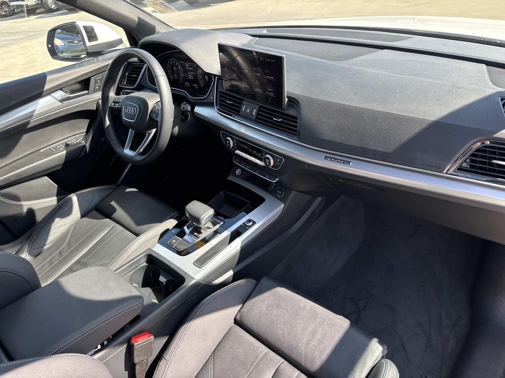 2025 Audi Q5 Premium 45 TFSI S line quattro