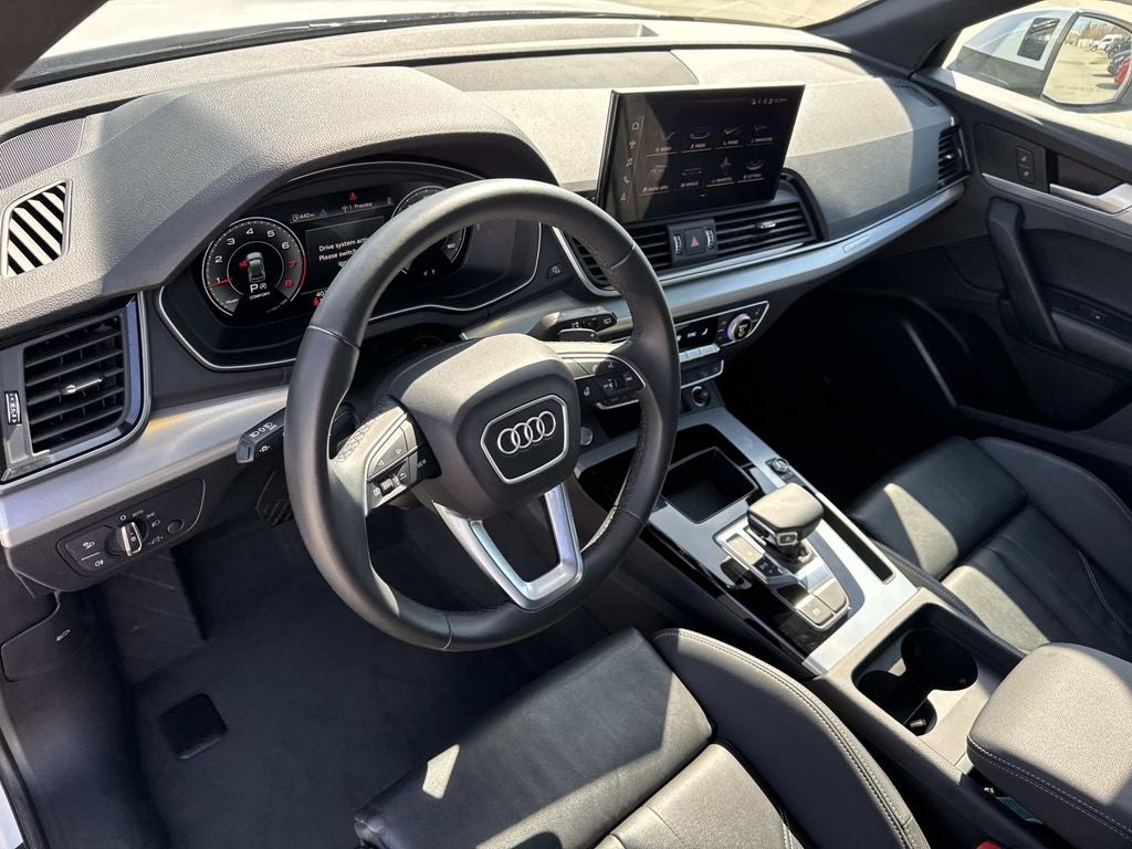 2025 Audi Q5 Premium 45 TFSI S line quattro