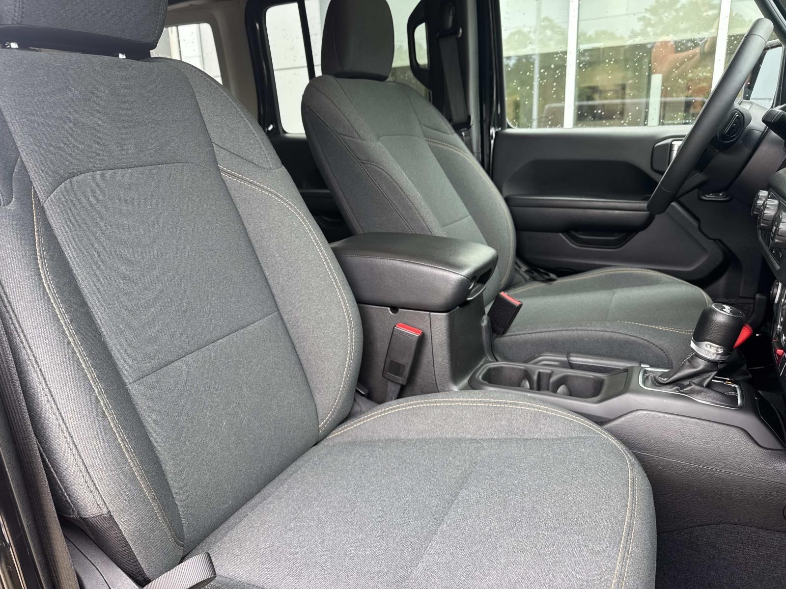2025 Jeep Wrangler 4-Door Willys 4x4