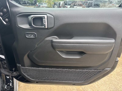 2025 Jeep Wrangler 4-Door Willys 4x4