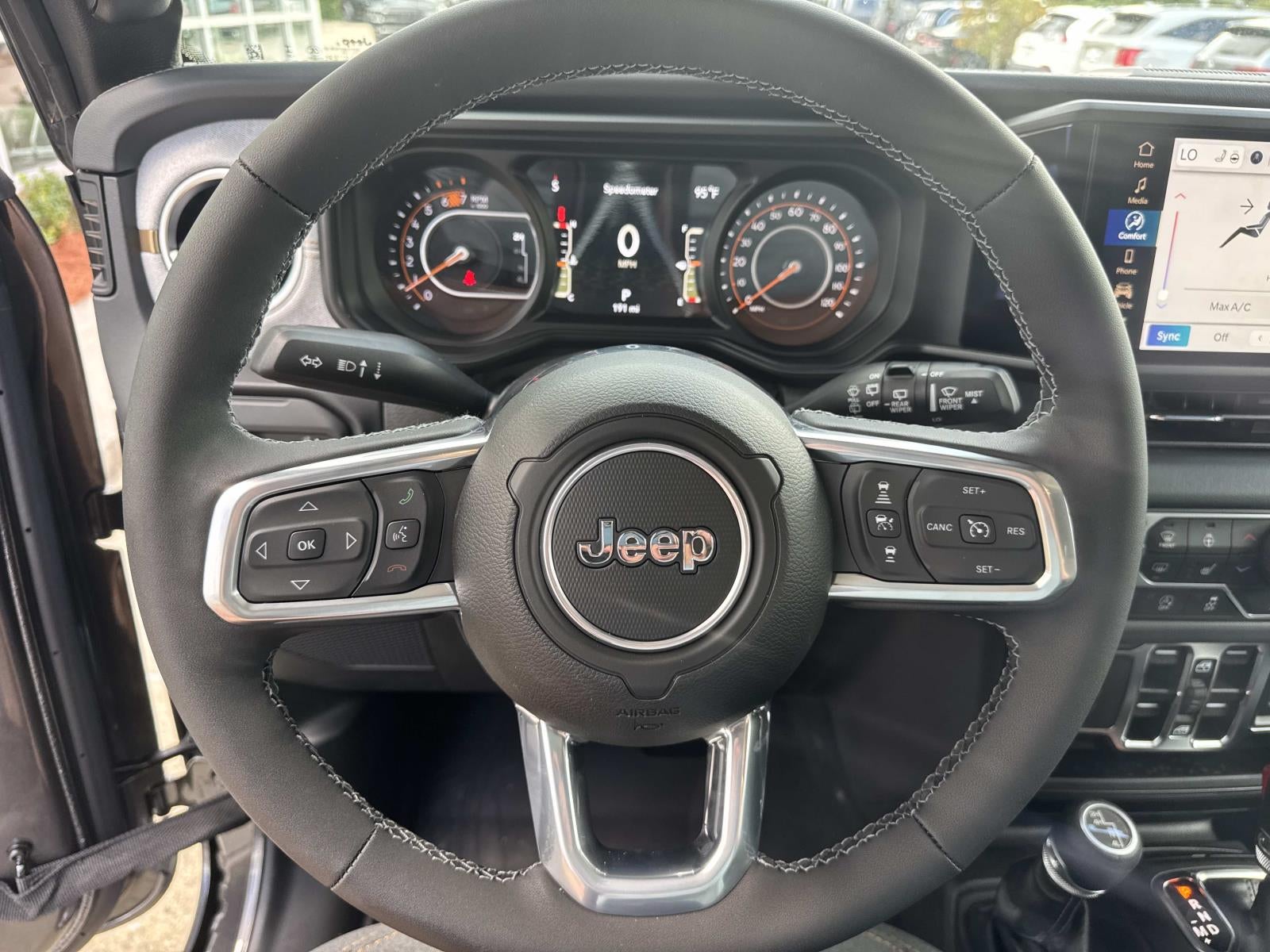 2025 Jeep Wrangler WRANGLER 4-DOOR SAHARA