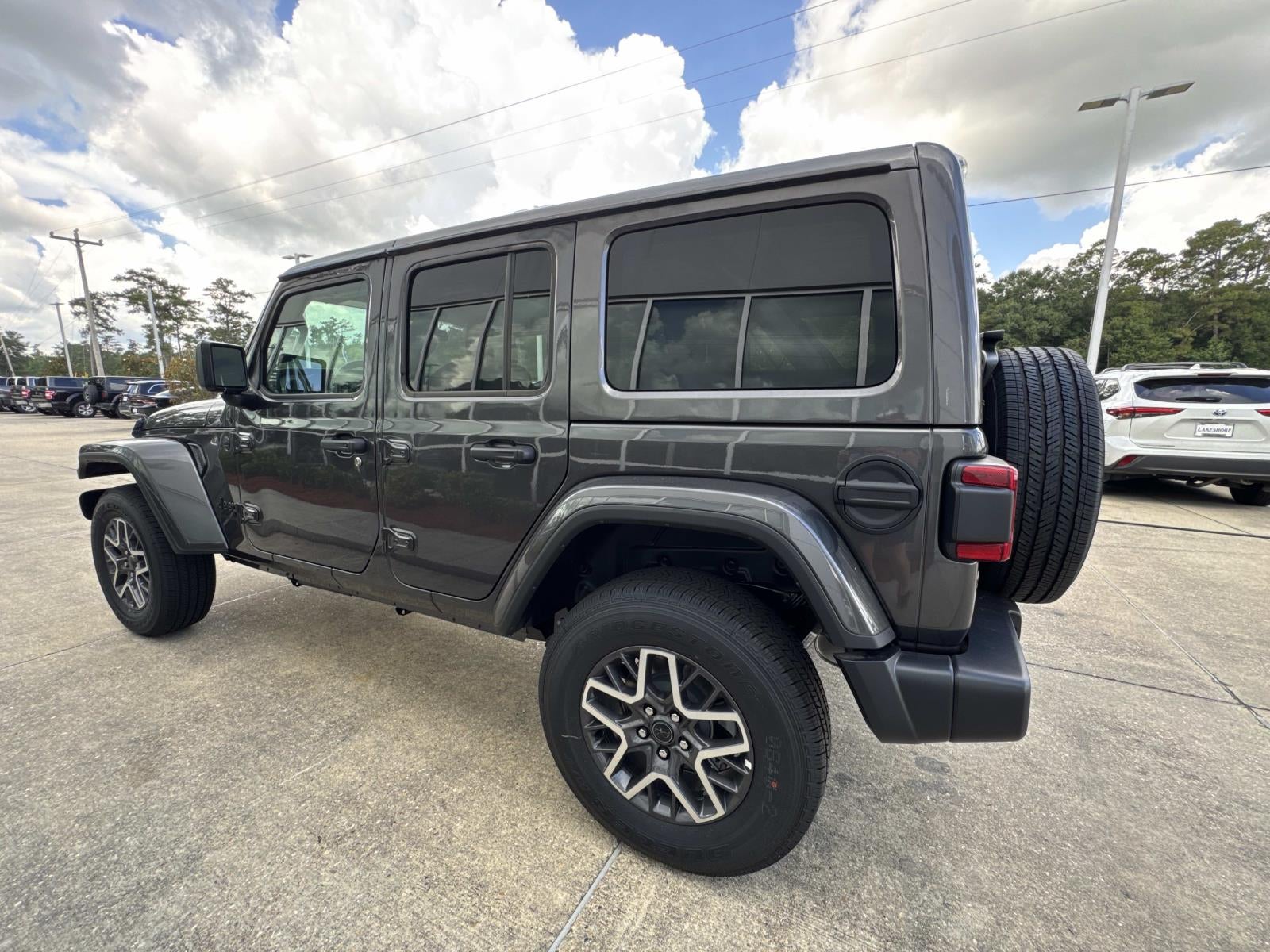2025 Jeep Wrangler WRANGLER 4-DOOR SAHARA