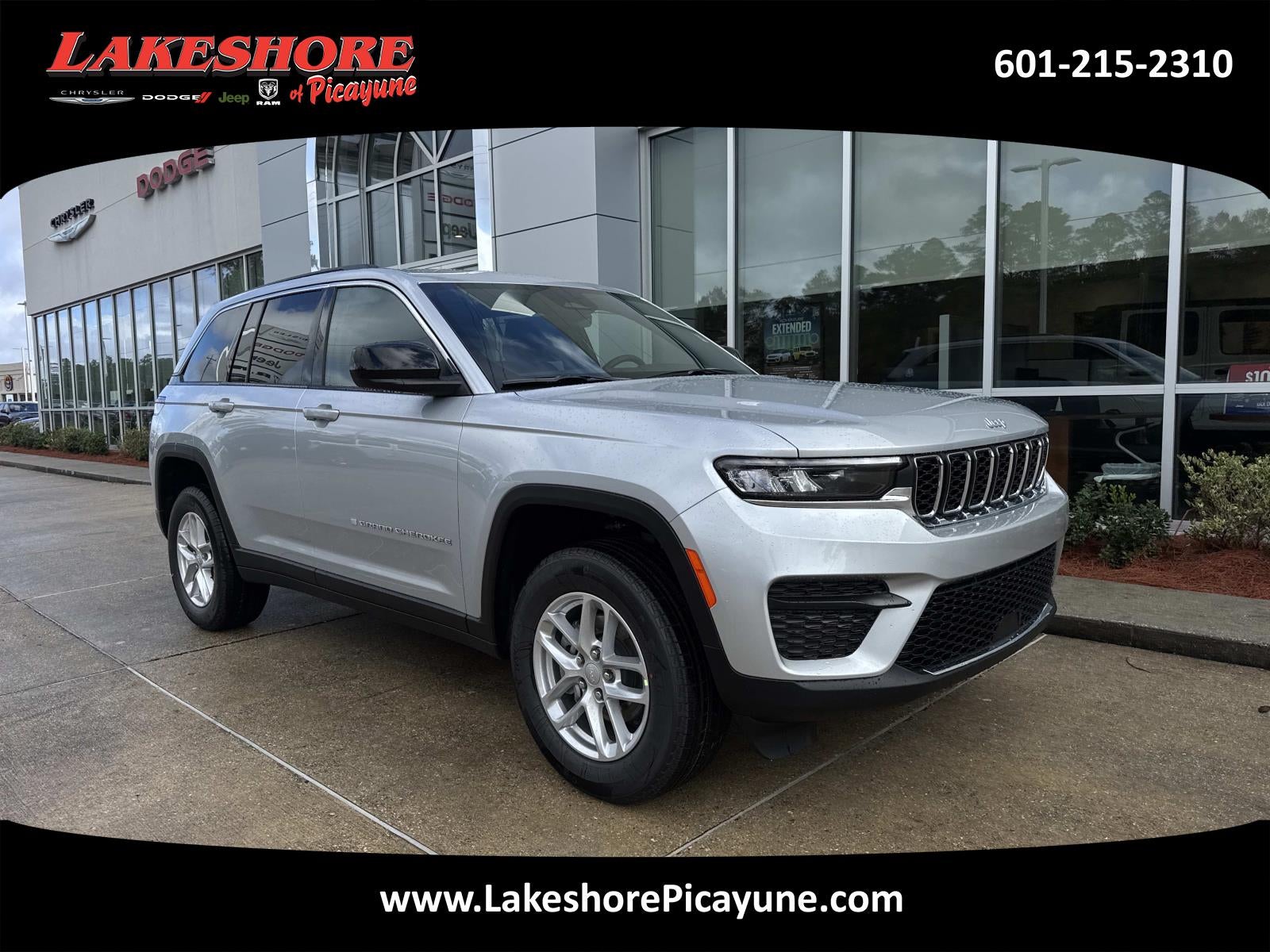 2025 Jeep Grand Cherokee GRAND CHEROKEE LAREDO 4X2