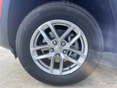 2025 Jeep Grand Cherokee GRAND CHEROKEE LAREDO X 4X2