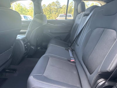 2025 Jeep Grand Cherokee GRAND CHEROKEE LAREDO X 4X2