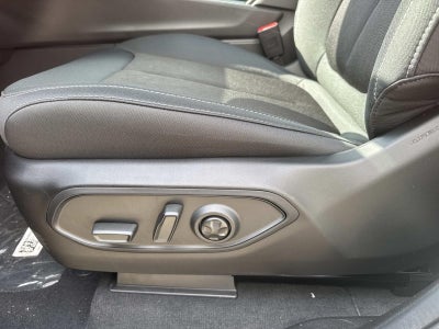 2025 Jeep Grand Cherokee GRAND CHEROKEE LAREDO X 4X2