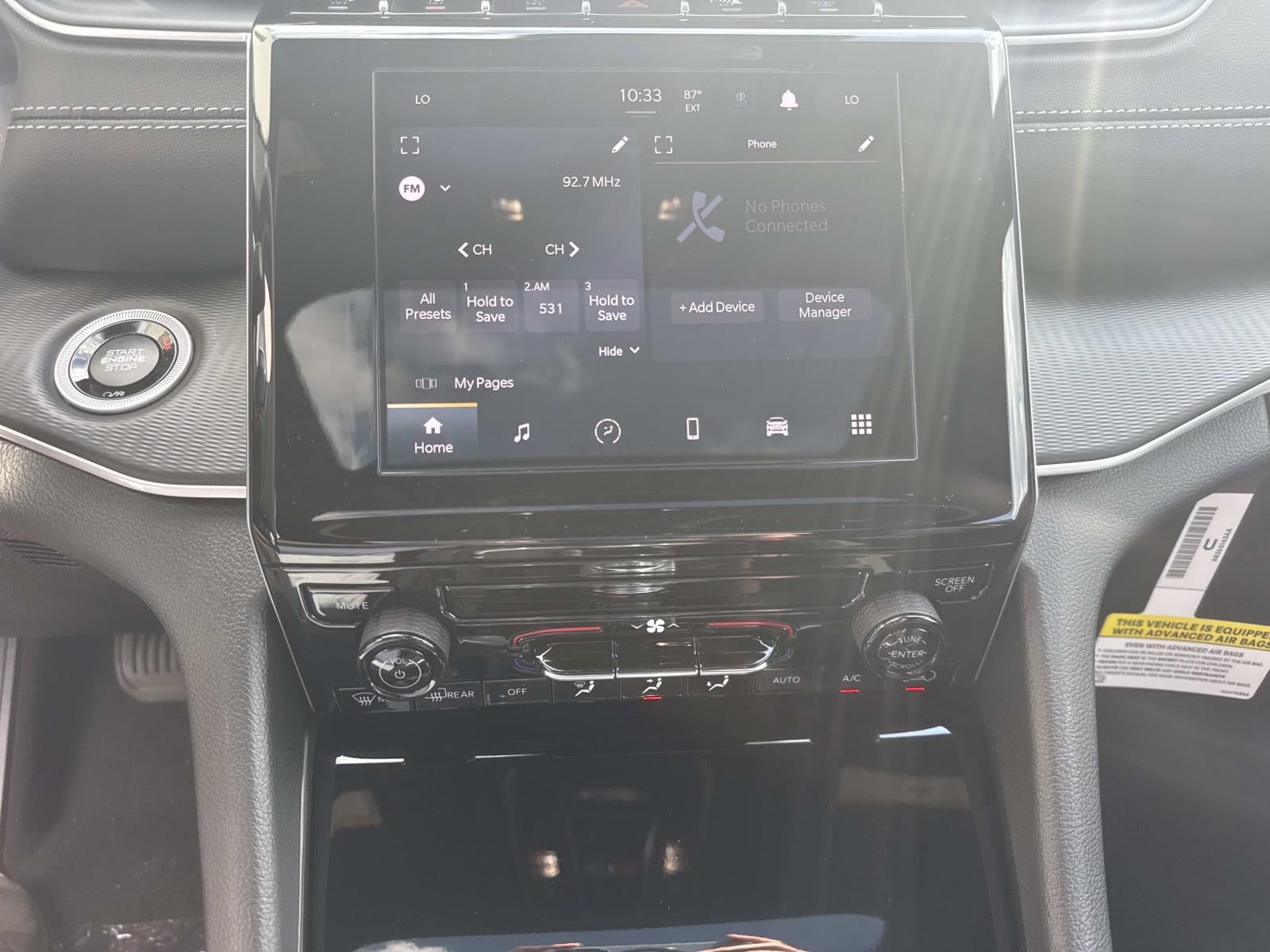 2025 Jeep Grand Cherokee GRAND CHEROKEE LAREDO X 4X2