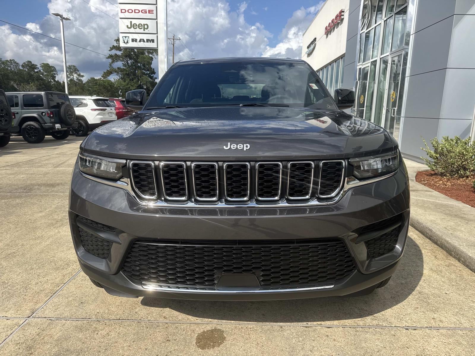 2025 Jeep Grand Cherokee GRAND CHEROKEE LAREDO X 4X2