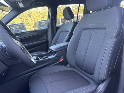 2027 Jeep Grand Cherokee Laredo