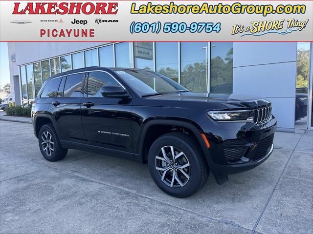 2027 Jeep Grand Cherokee Laredo