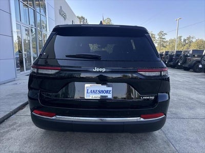 2027 Jeep Grand Cherokee Laredo