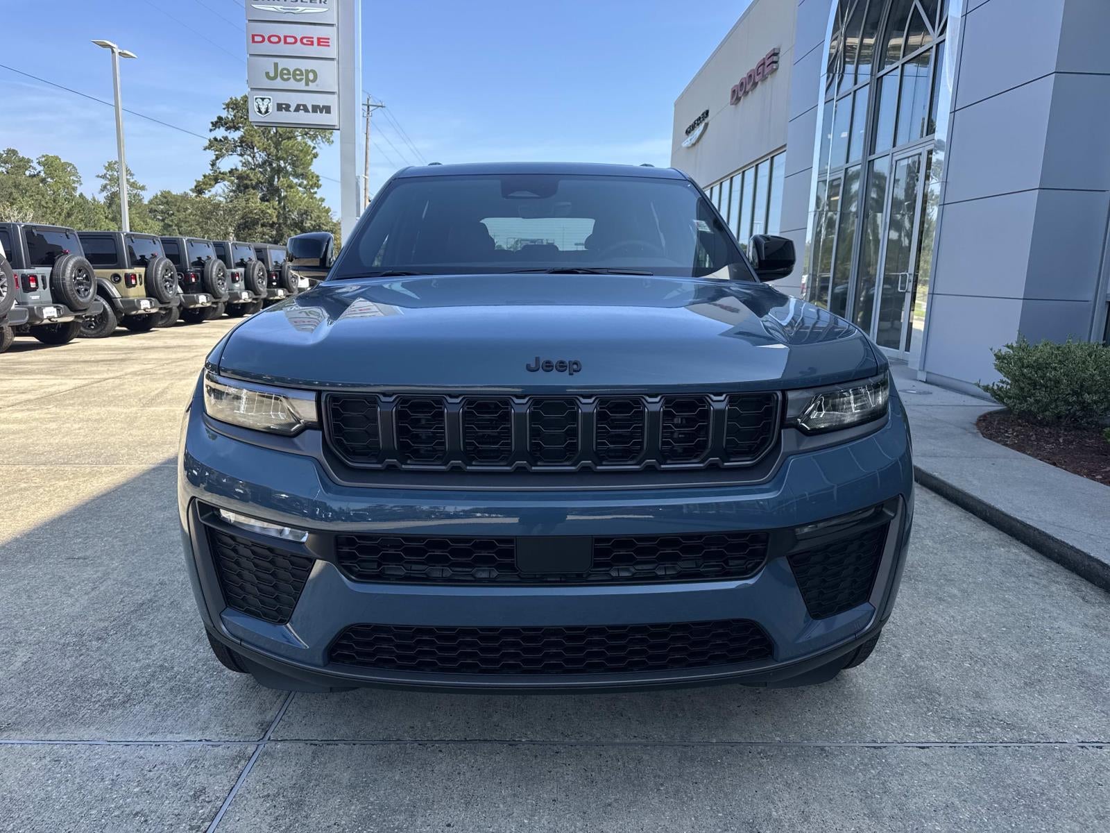 2027 Jeep Grand Cherokee Limited