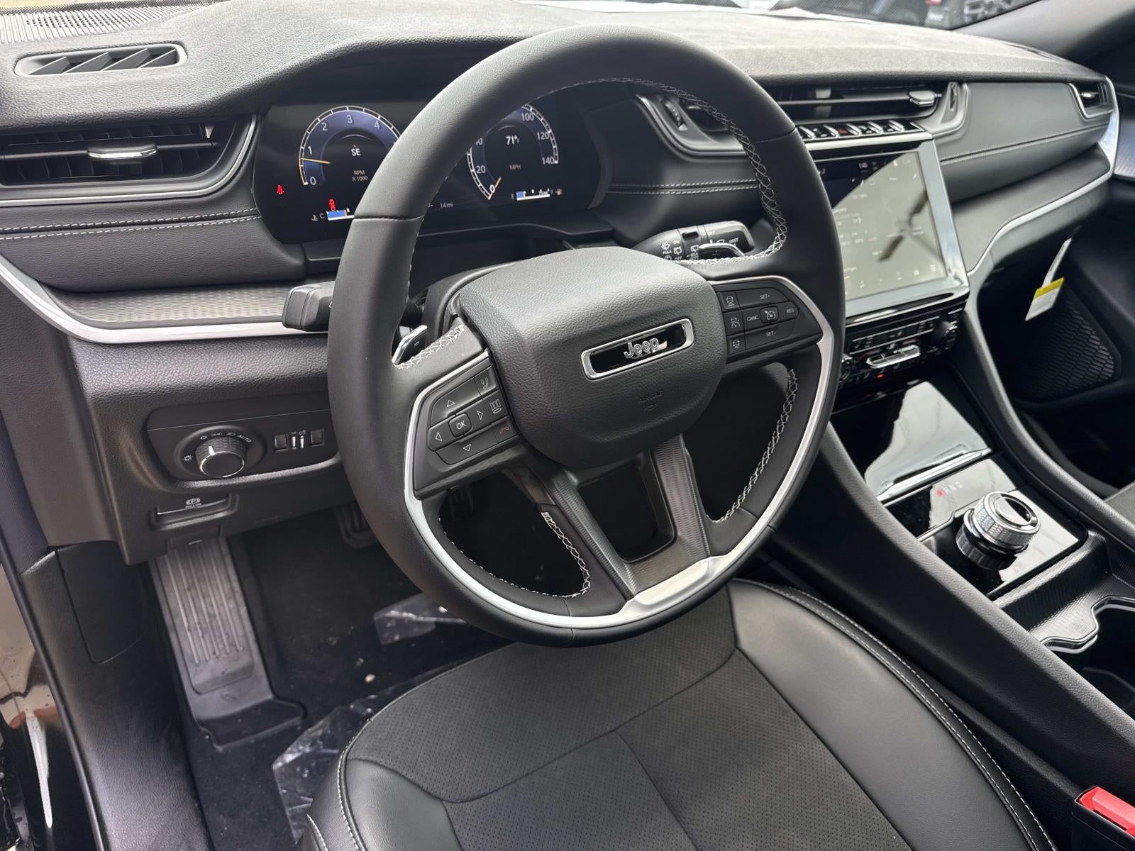 2025 Jeep Grand Cherokee GRAND CHEROKEE L ALTITUDE X 4X2