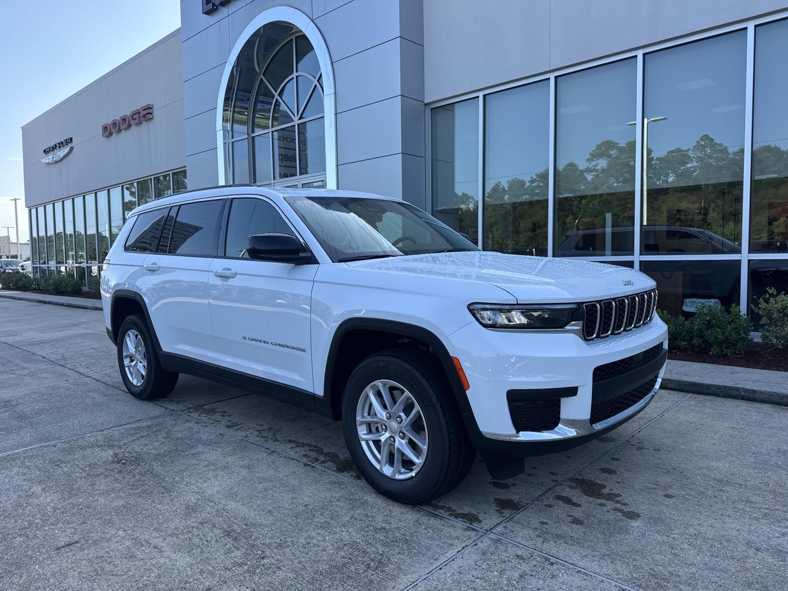 2026 Jeep Grand Cherokee L LAREDO X 4X2