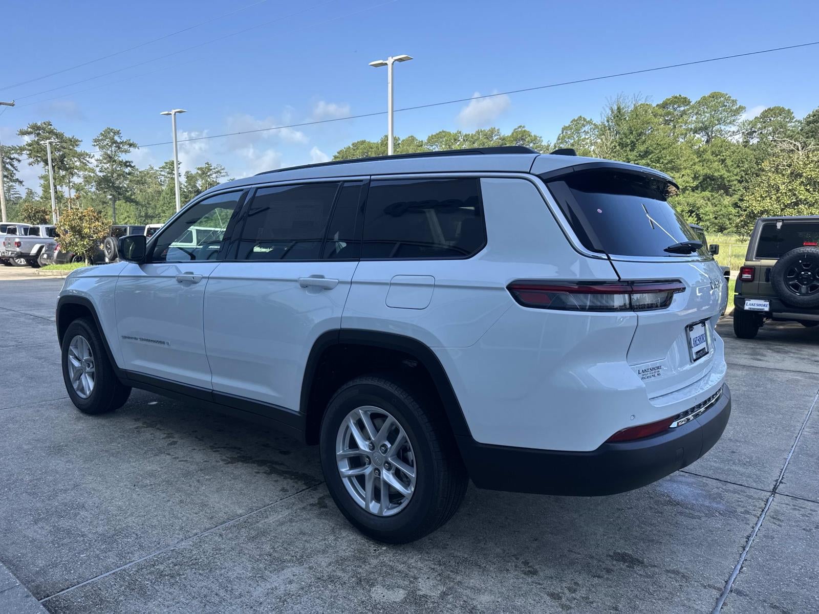 2026 Jeep Grand Cherokee Laredo X