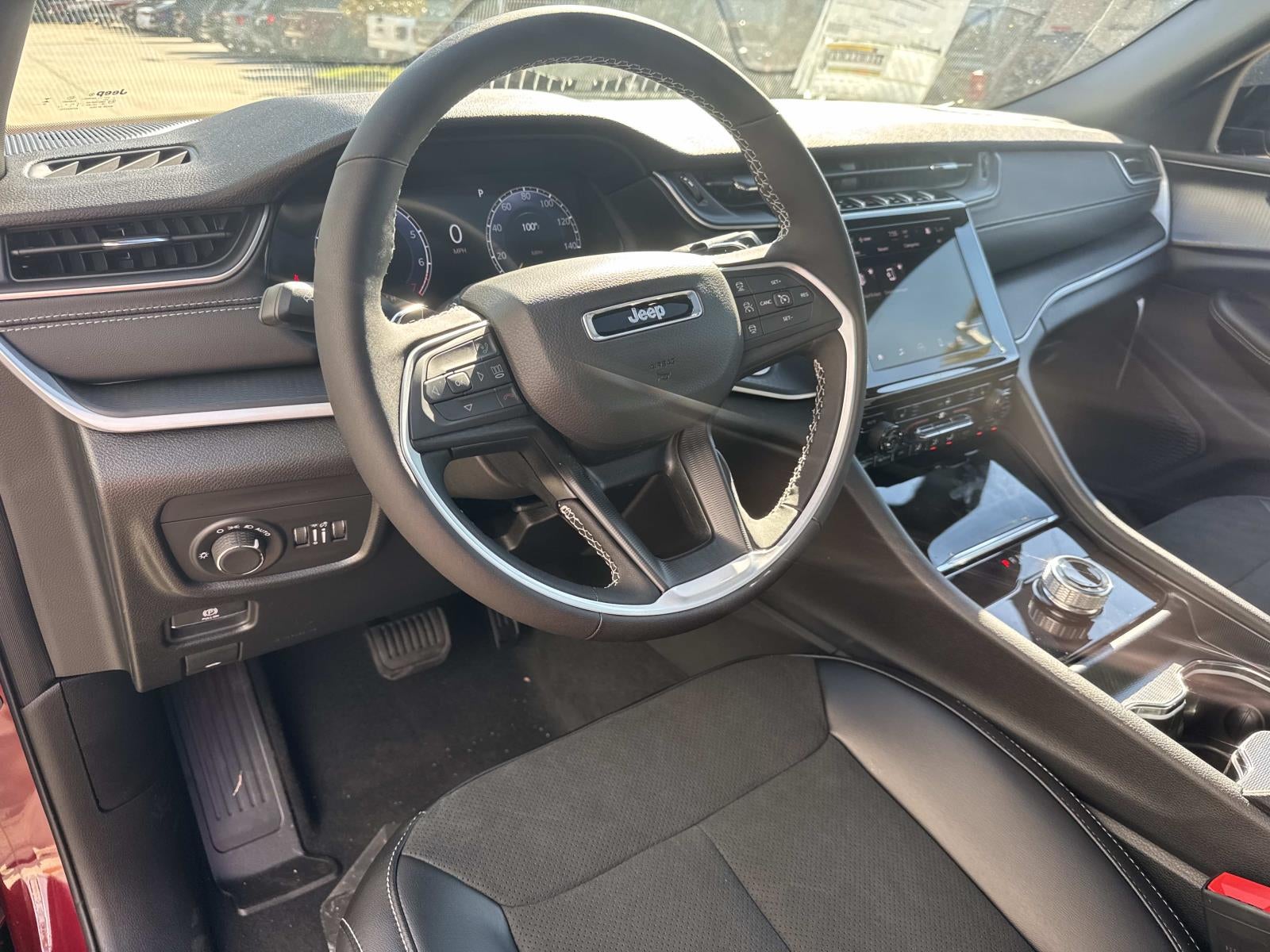 2025 Jeep Grand Cherokee GRAND CHEROKEE L ALTITUDE X 4X2