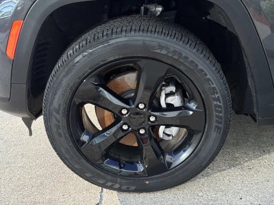 2024 Jeep Grand Cherokee L Altitude 4x2