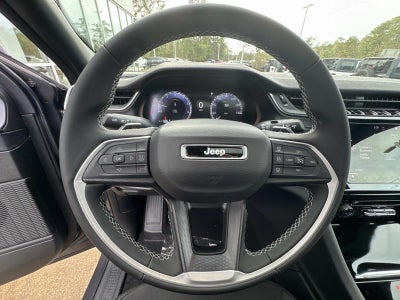 2025 Jeep Grand Cherokee GRAND CHEROKEE L LAREDO X 4X2