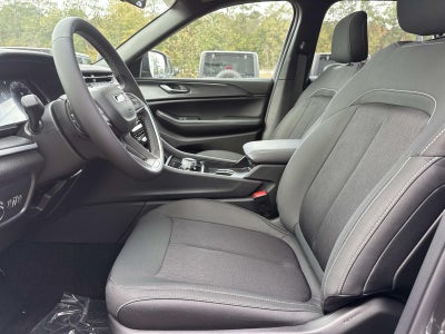 2025 Jeep Grand Cherokee GRAND CHEROKEE L LAREDO X 4X2