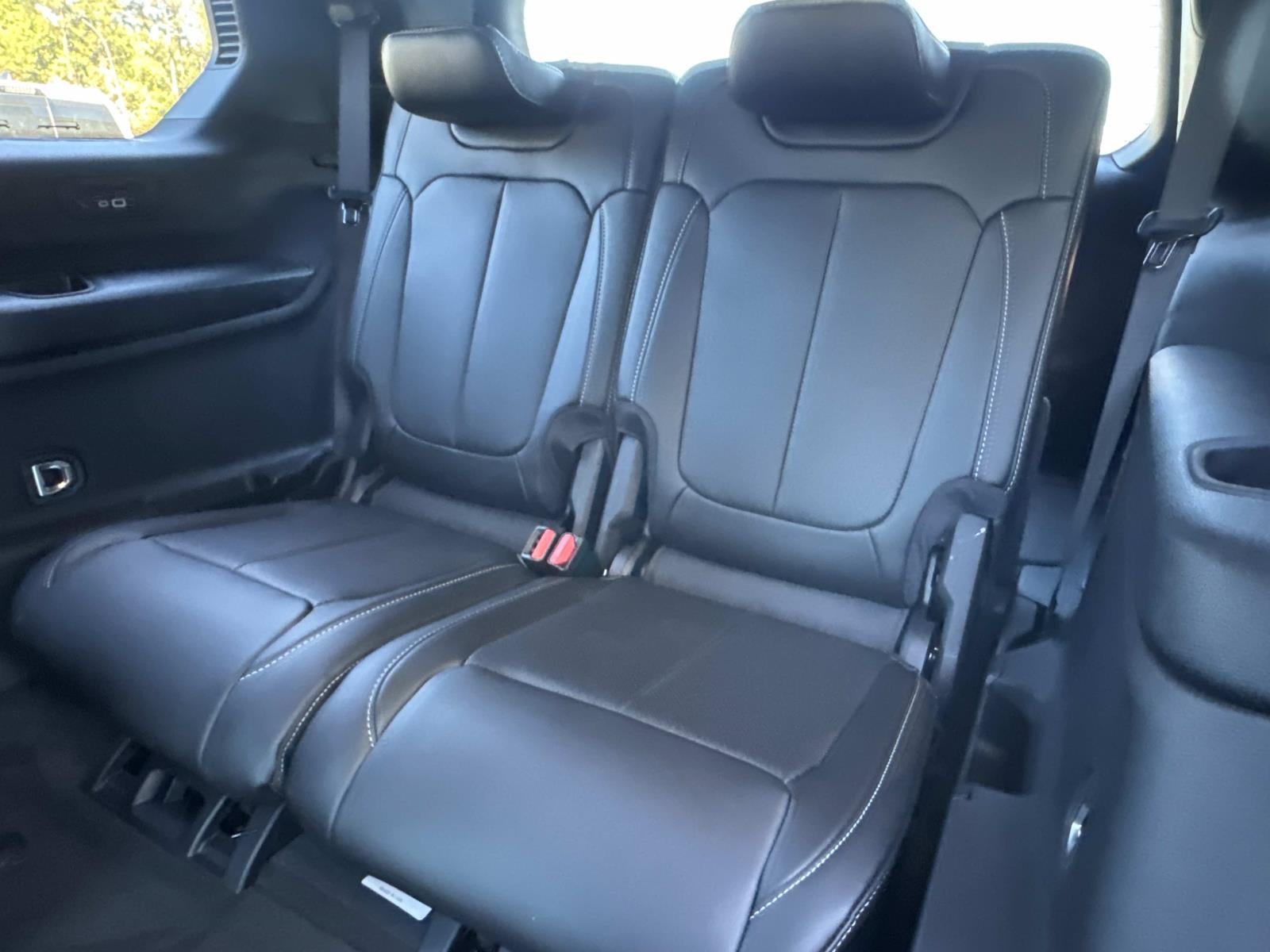 2025 Jeep Grand Cherokee GRAND CHEROKEE L LIMITED 4X2