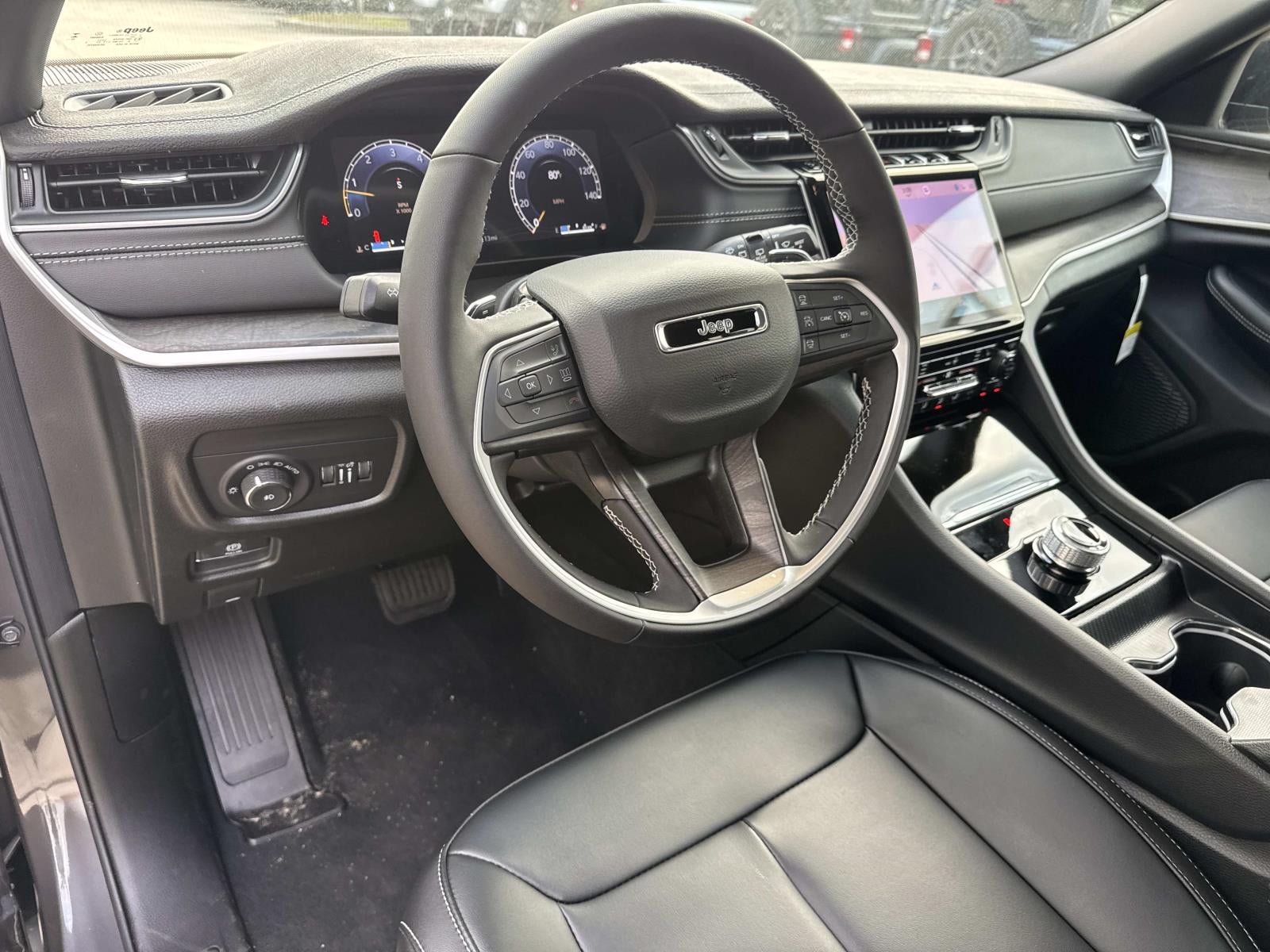 2025 Jeep Grand Cherokee GRAND CHEROKEE L LIMITED 4X2