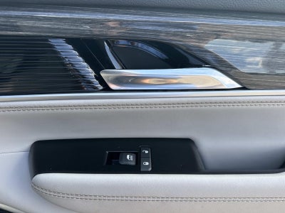 2022 Jeep Wagoneer Series III 4x2