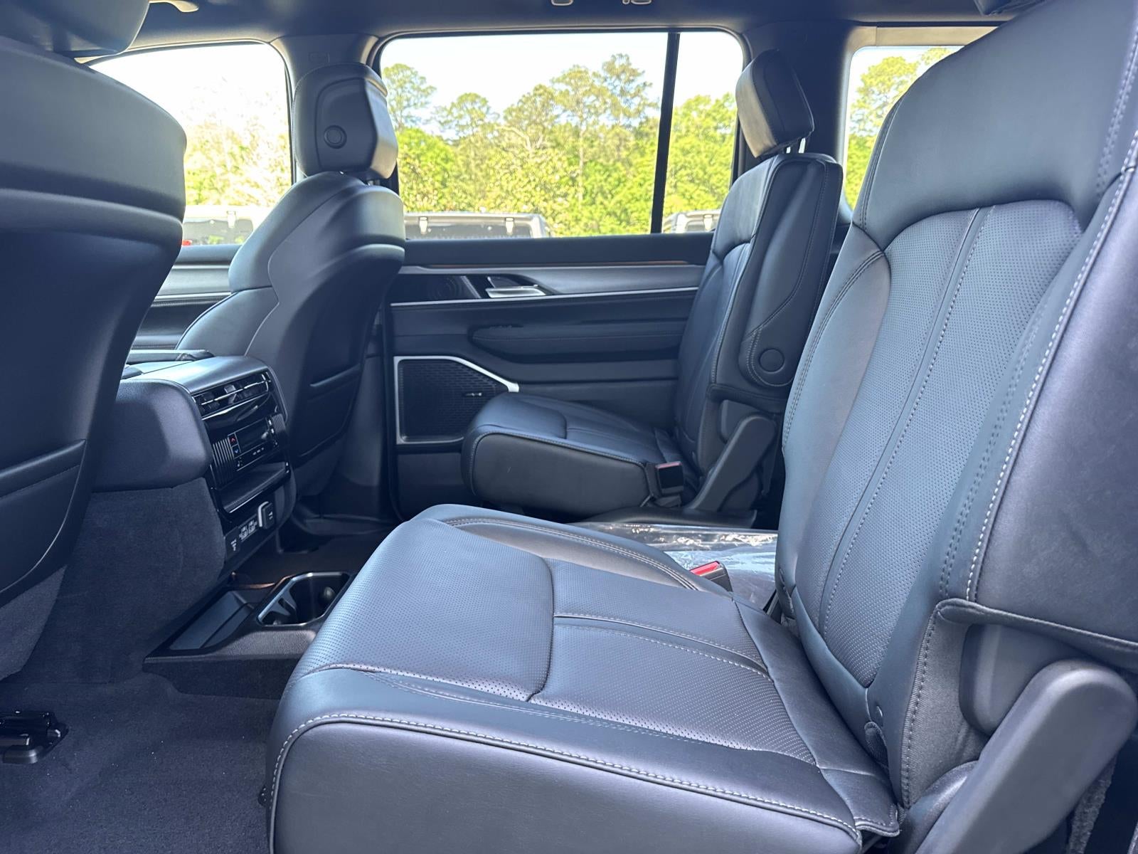 2026 Jeep Grand Wagoneer GRAND WAGONEER LIMITED ALTITUDE 4X4