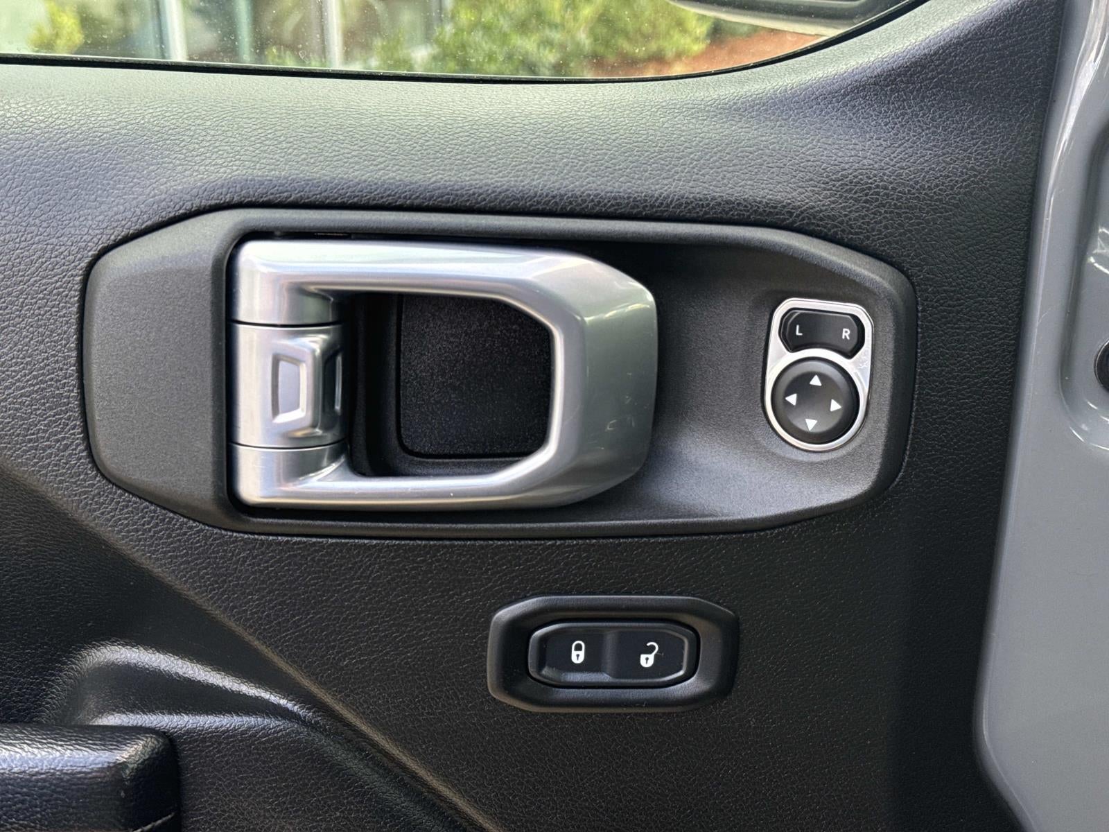 2022 Jeep Gladiator Willys 4x4