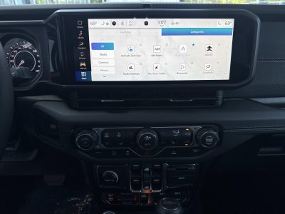 2026 Jeep Gladiator GLADIATOR MOJAVE 4X4