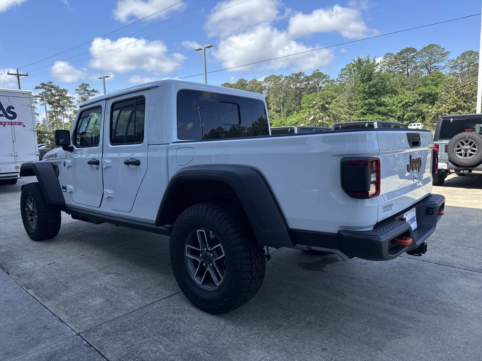 2026 Jeep Gladiator GLADIATOR MOJAVE 4X4