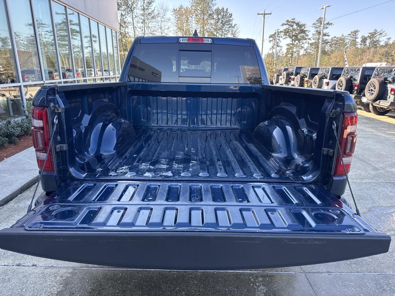 2022 RAM 1500 Limited Crew Cab 4x2 5'7' Box