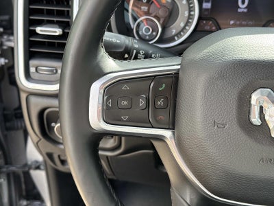 2019 RAM 1500 Laramie Crew Cab 4x2 5'7' Box