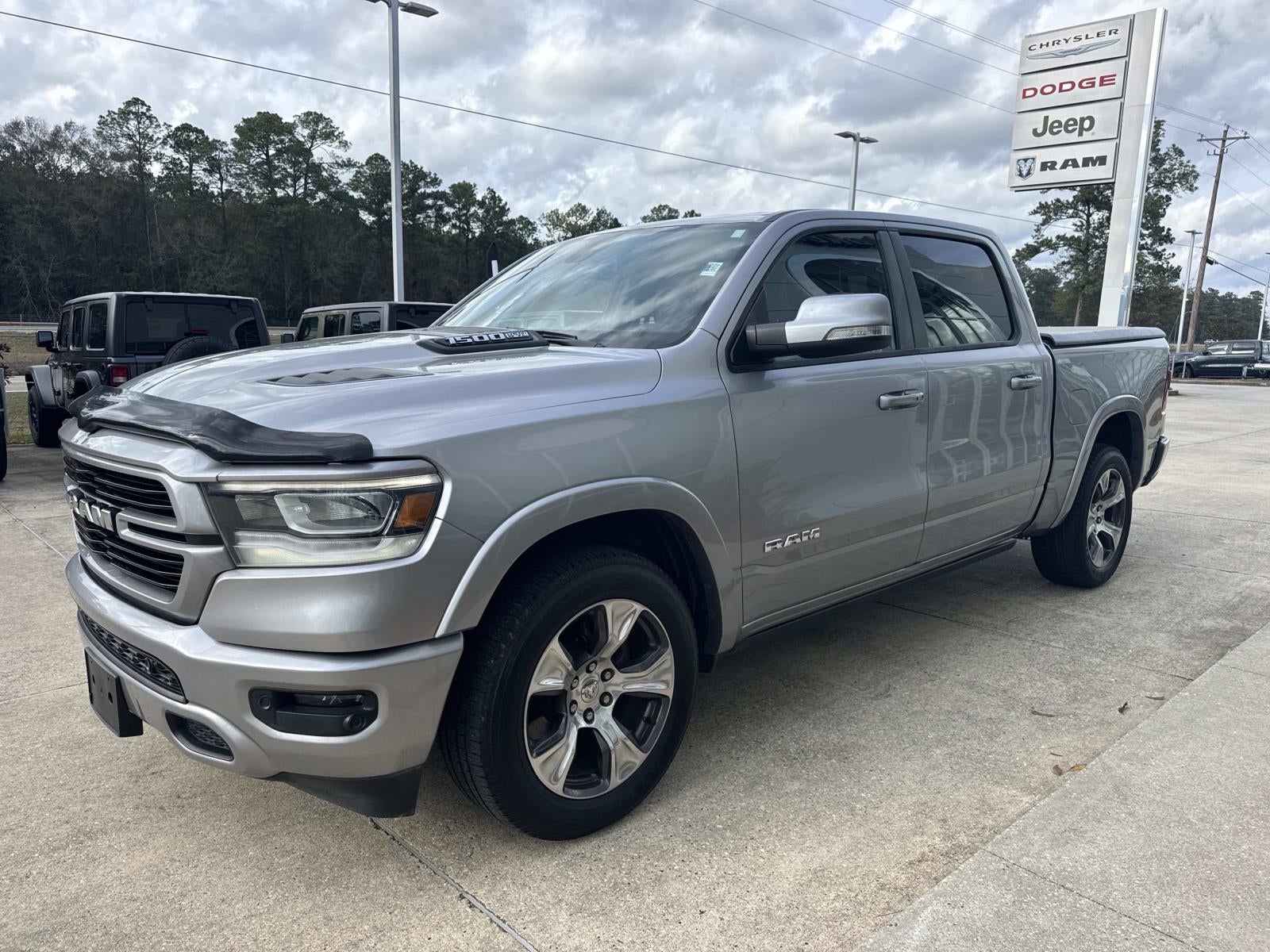 2019 RAM 1500 Laramie Crew Cab 4x2 5'7' Box
