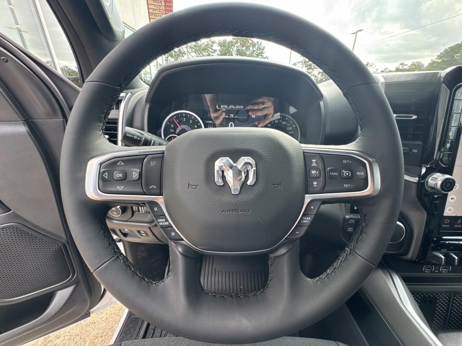 2026 RAM Ram 1500 RAM 1500 LONE STAR CREW CAB 4X4 5'7' BOX