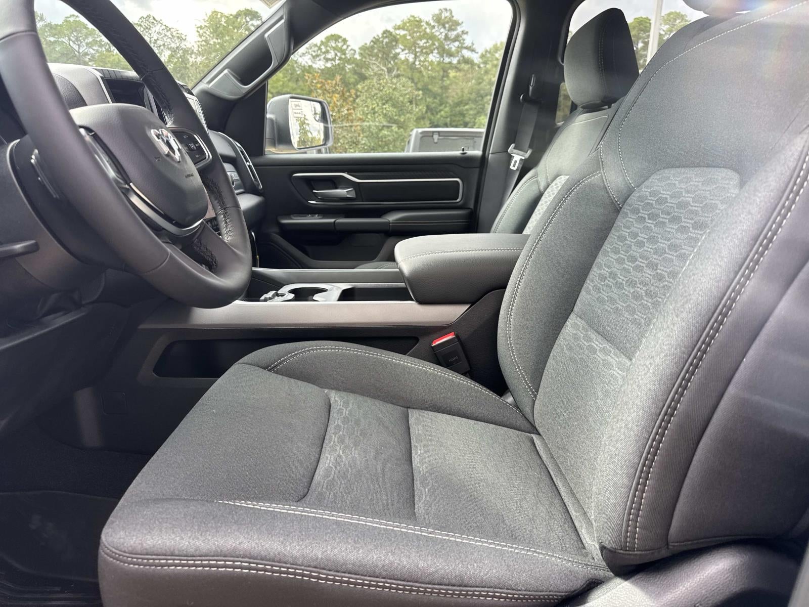 2026 RAM Ram 1500 RAM 1500 LONE STAR CREW CAB 4X4 5'7' BOX