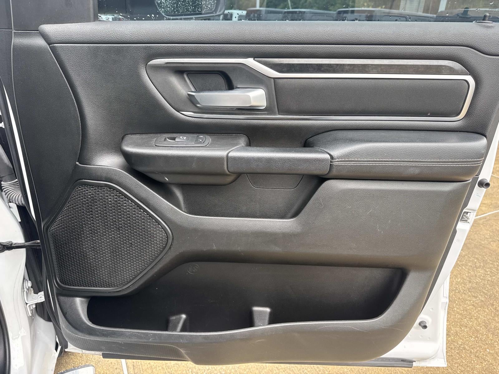 2024 RAM 1500 Big Horn Crew Cab 4x4 5'7' Box