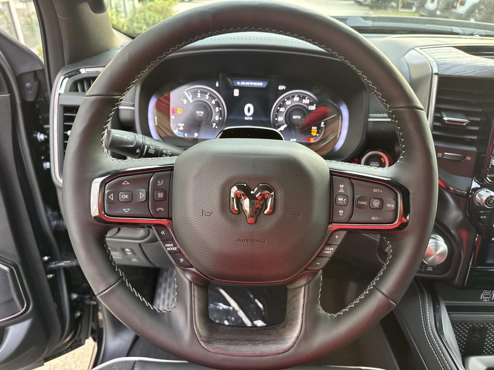 2026 RAM Ram 1500 RAM 1500 LIMITED CREW CAB 4X4 5'7' BOX