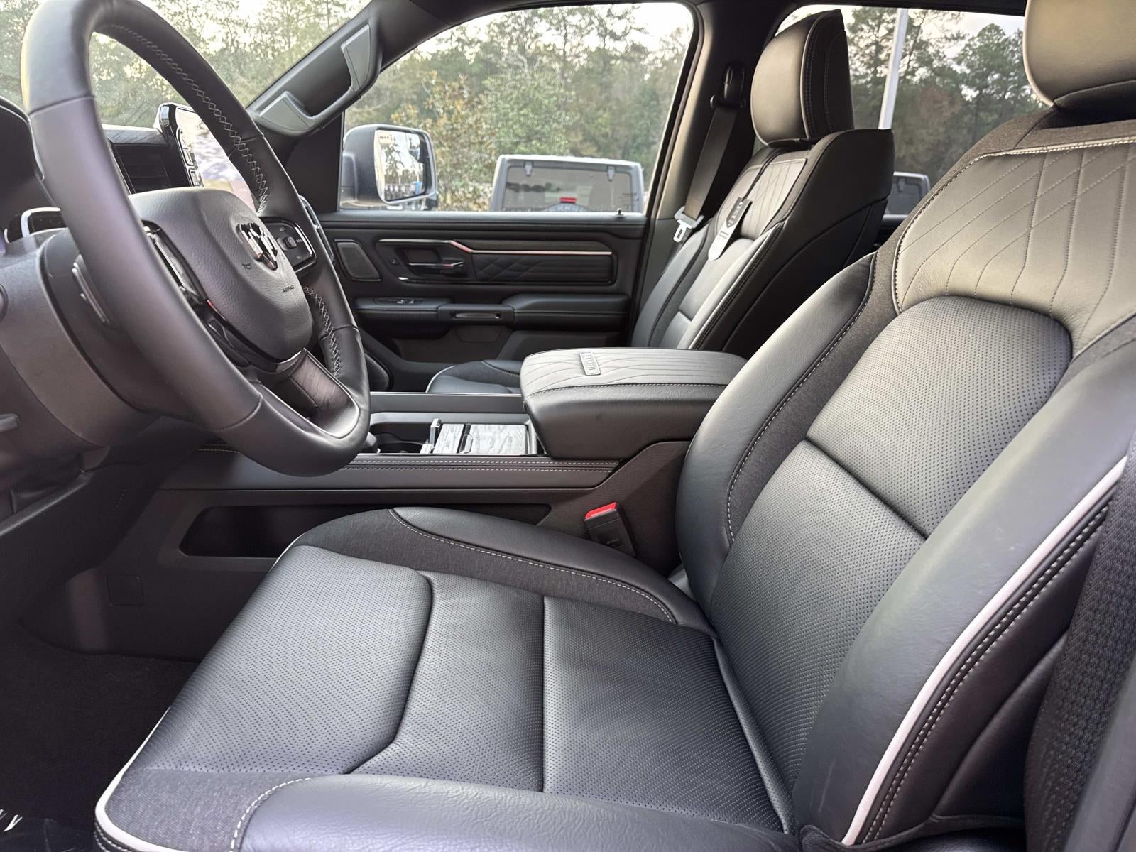 2026 RAM Ram 1500 RAM 1500 LIMITED CREW CAB 4X4 5'7' BOX