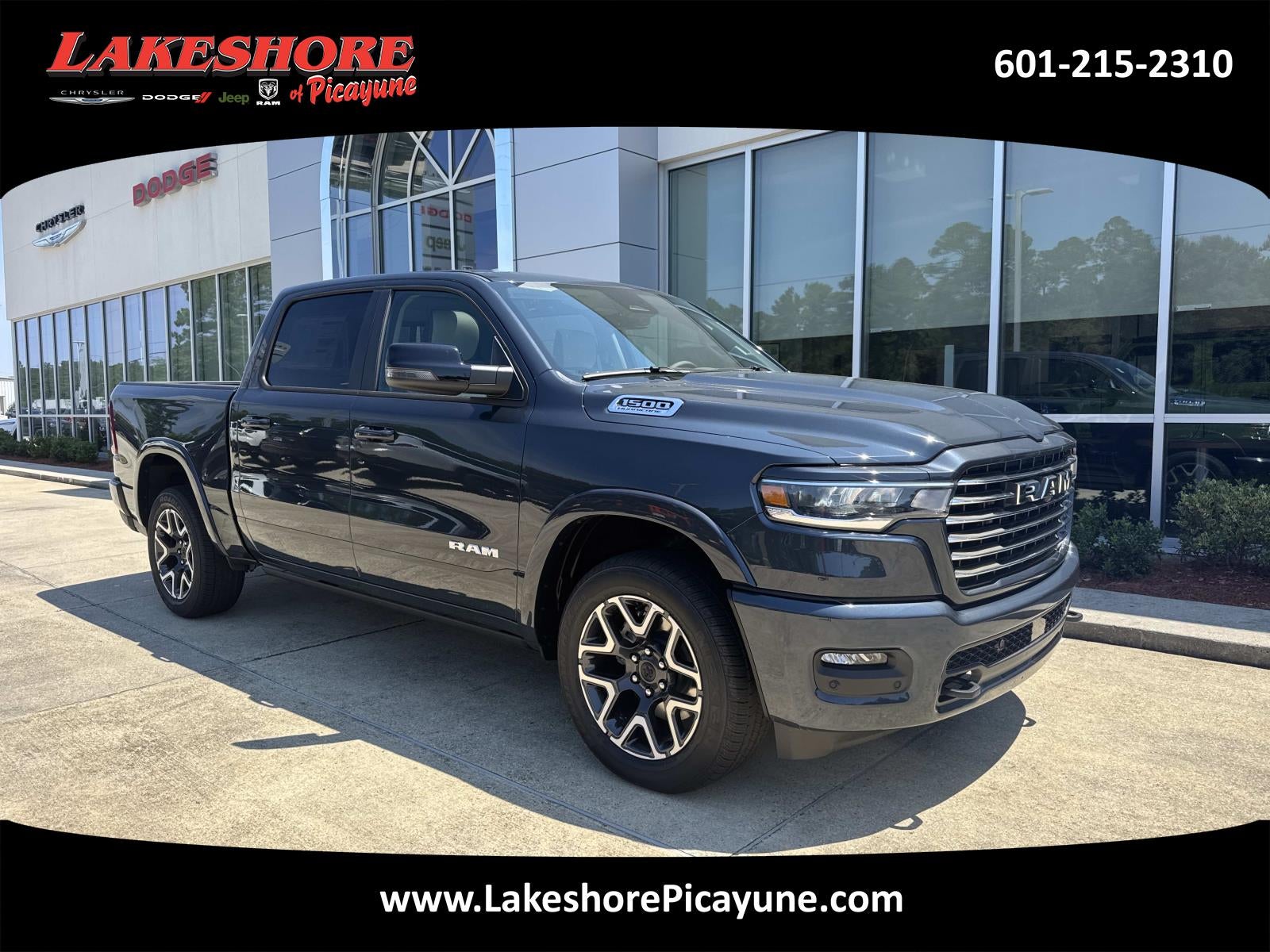 2026 RAM Ram 1500 RAM 1500 LARAMIE CREW CAB 4X4 5'7' BOX